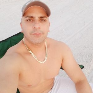 Meet your Posher, Sandy